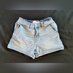 Levi's girls 7/8 Classic Blue Jean Shorts